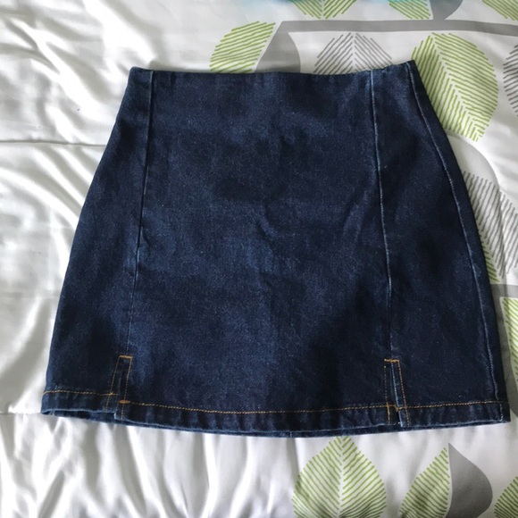 Brandy Melville Dresses & Skirts - Brandy Melville Jean Cara Skirt